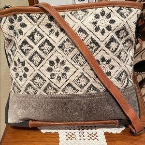 Stylish Gray and Brown Myra Bag